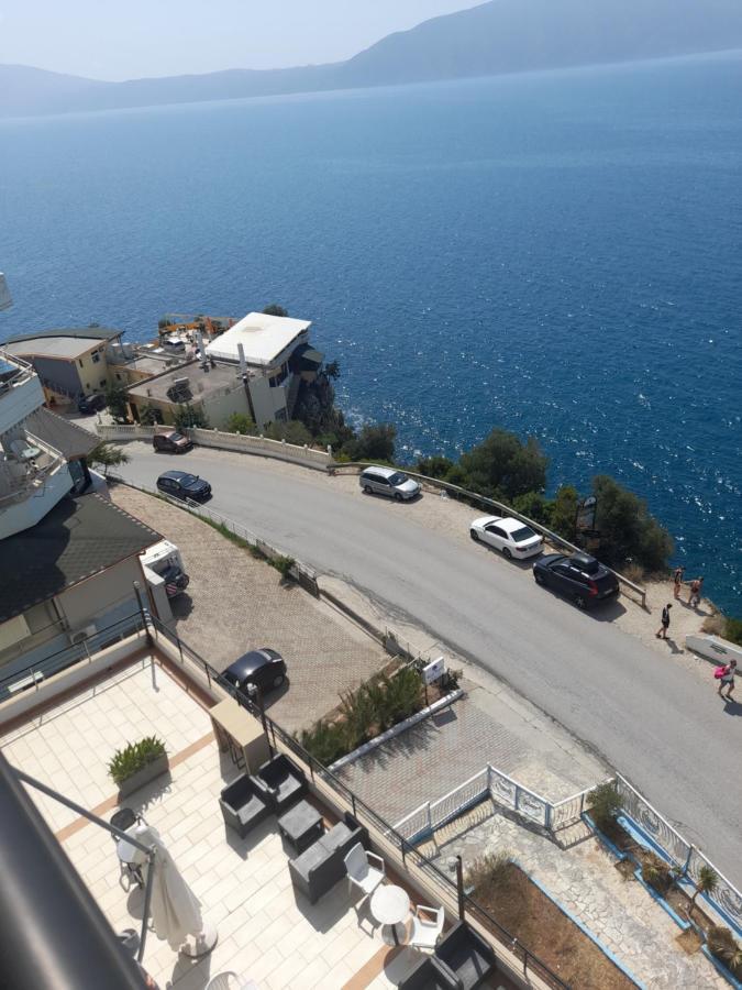 Hotel The Blue Horizon Radhimë Exterior foto