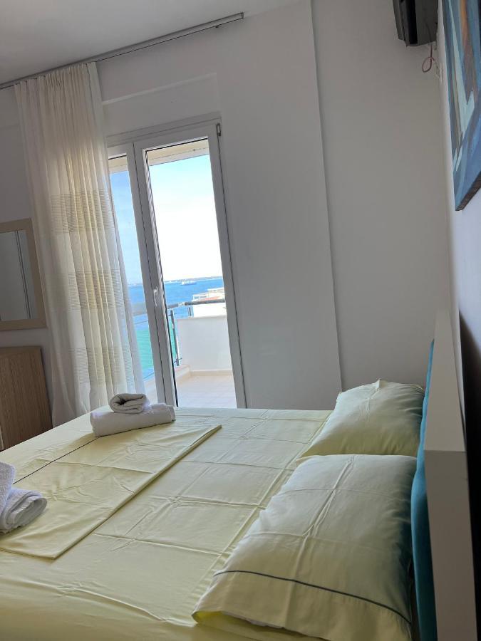 Hotel The Blue Horizon Radhimë Exterior foto